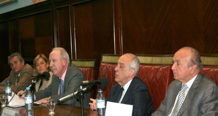 Isaac Rubinzal, Mabel de los Santos, Jorge Kielmanovich, Atilio Alterini y Roland Arazi