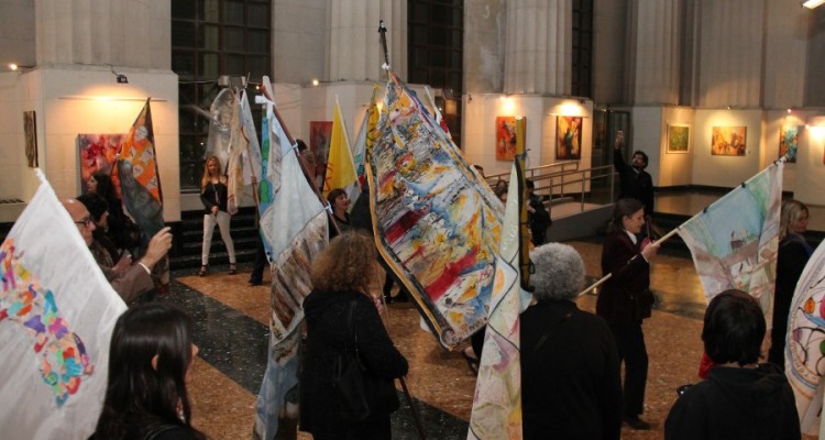 Banderas en conmemoracin de los 200 aos de la enseanza del Derecho en Buenos Aires.