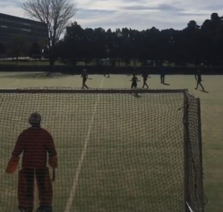 El equipo representativo de Hockey de la Facultad se impuso con 7 goles a favor en el comienzo del Torneo Interfacultades