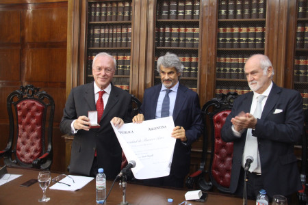Entrega del Doctorado Honoris Causa de la UBA a Carlos Luigi Granelli