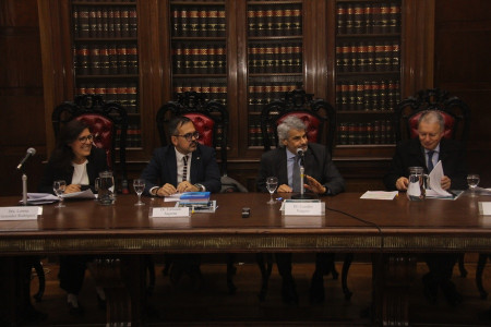 Jornadas: Prevención y precaución en el derecho de daños  