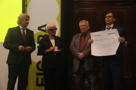 Los protagonistas del juicio a las Juntas recibieron el título de Doctor Honoris Causa de la UBA