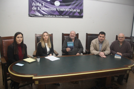 Presentación de libro Al borde del verbo de Gabriel Meyer