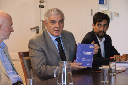 Presentación del libro Derecho y TIC