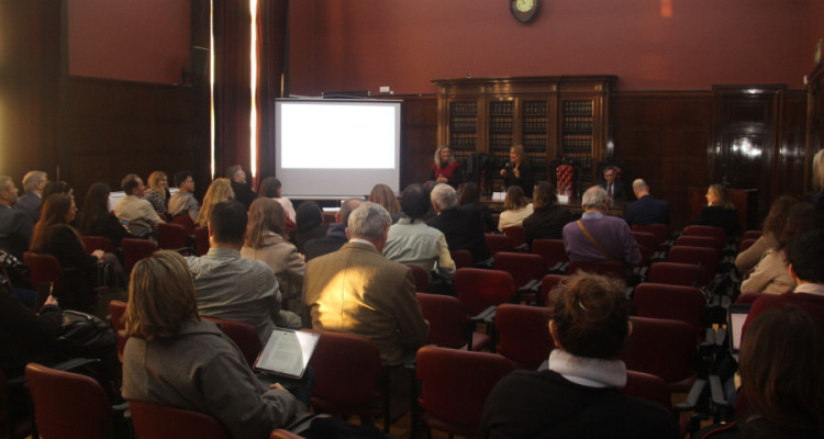 Ciclo de charlas organizadas por la Secretaría Académica de la Facultad: “Inteligencia Artificial Generativa en la Enseñanza: Preguntas urgentes, decisiones posibles”