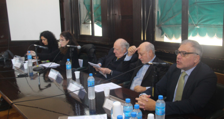 Silvina Zimerman, Laura Clérico, Juan A. Travieso, Víctor Abramovich y Calogero Pizzolo