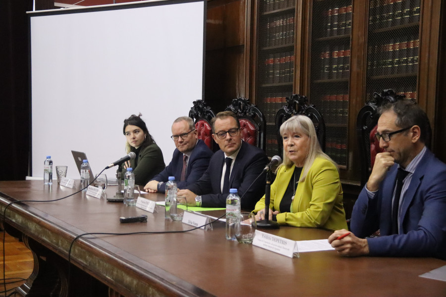 Séptima sesión del seminario de derecho internacional de la Fondation René Cassin: El derecho a la información y las libertades fundamentales en América Latina